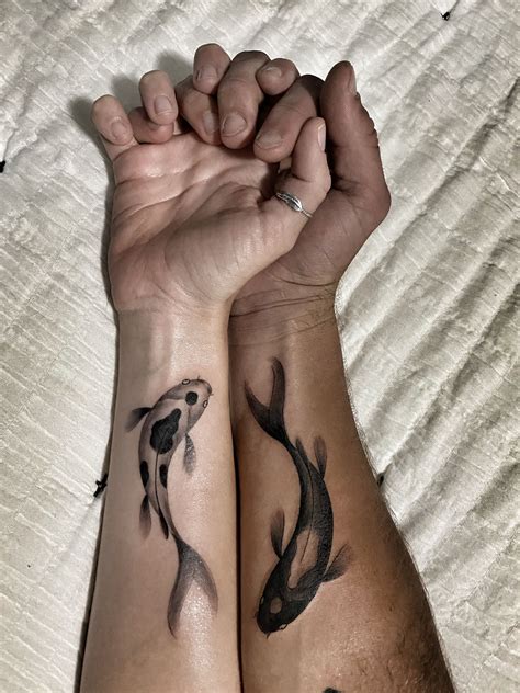 matching yin yang tattoos|yin yang fish tattoo.